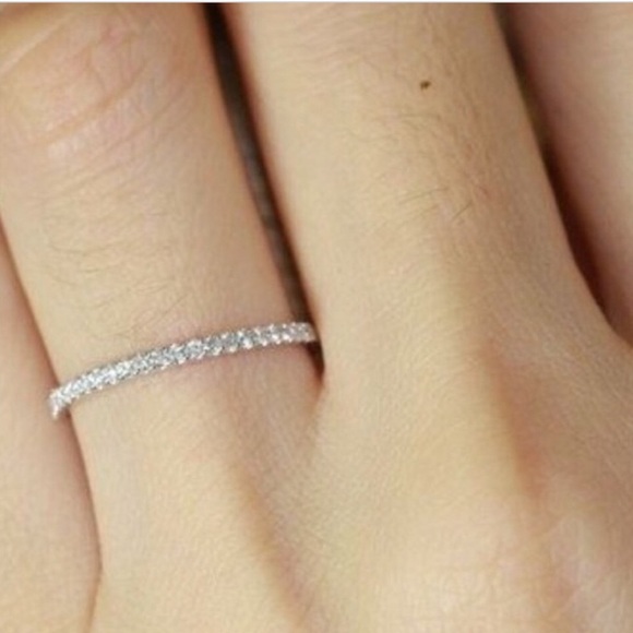 .20Ct VVS1/D 14K Gold Full Eternity Band - Picture 5 of 5